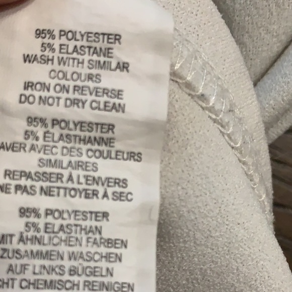 Boohoo white top - Picture 14 of 17